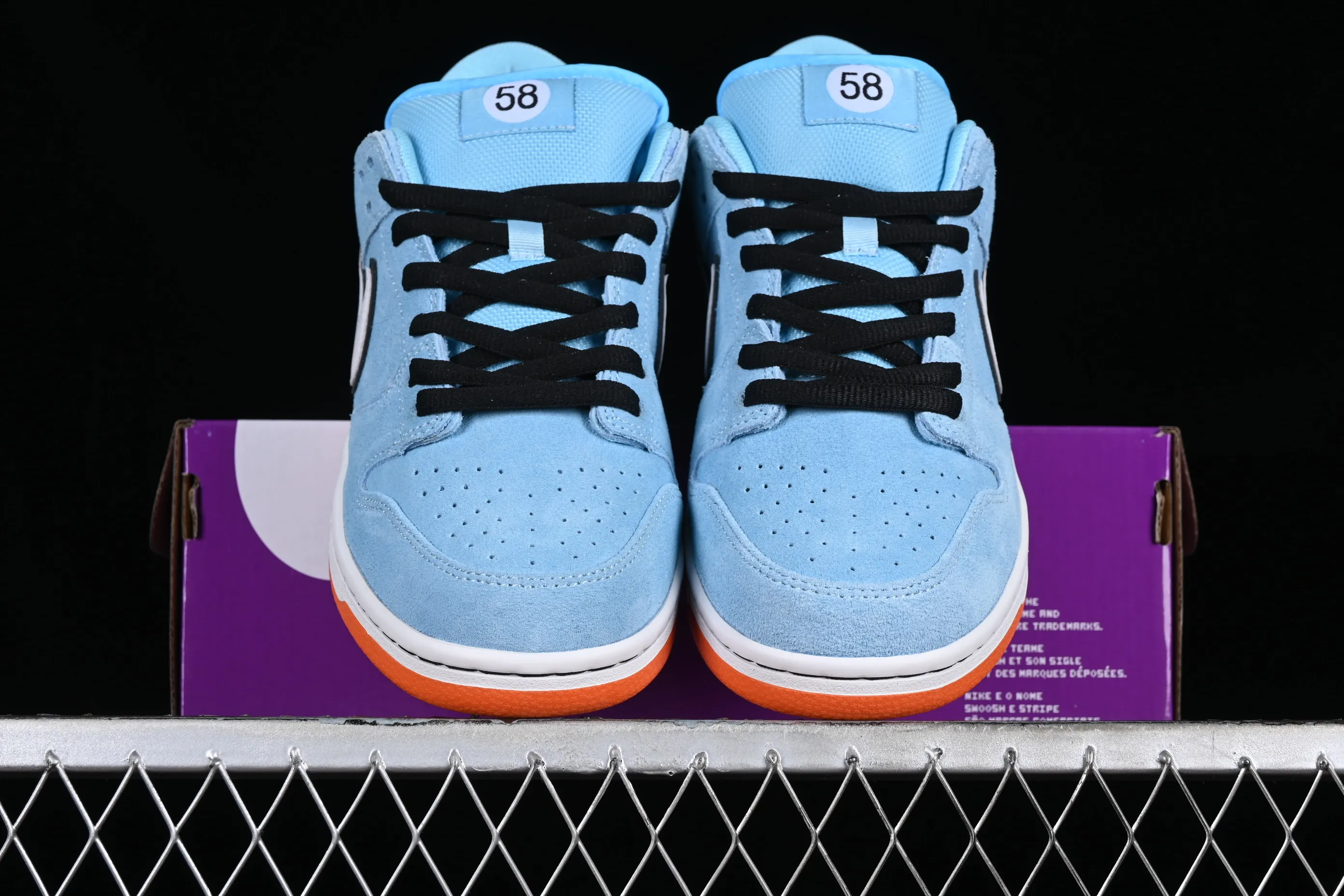 All categories Nk SB Dunk Series Nk SB Dunk Low Low-top sneakers C version WE CLUB 58 x Nk SB Dunk Low Pro "Club 58 Gulf" Dunk series low-top casual sports skateboard shoes BQ6817-401